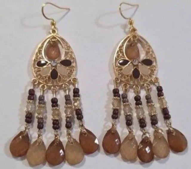 キラキラかわいいブラウンのボヘミアンピアス・イヤリング    アジアンアクセサリー  エスニック  ウエスタン  インディアン  < 女性アクセサリー/時計  キラキラかわいいブラウンのボヘミアンピアス・イヤリング    アジアンアクセサリー  エスニック  ウエスタン  インディアン  < 女性アクセサリー/時計の