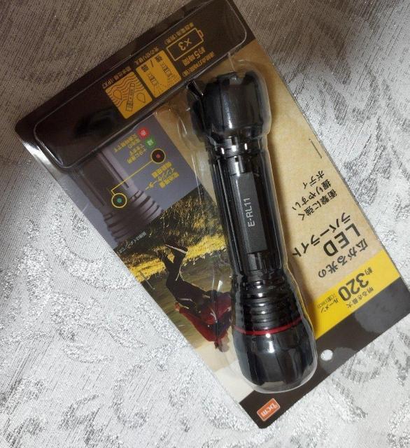 Dcm 電池なし 懐中電灯 LEDライト ハンドライト 広がる光のラバーライト 防災グッズ キャンプ 海 アウトドア 旅行 < 家電/AV Dcm 電池なし 懐中電灯 LEDライト ハンドライト 広がる光のラバーライト 防災グッズ キャンプ 海 アウトドア 旅行 < 家電/AVの