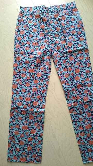 on the couch★花柄トラウザーパンツ★M★新品★ < 女性ファッション  on the couch★花柄トラウザーパンツ★M★新品★ < 女性ファッションの