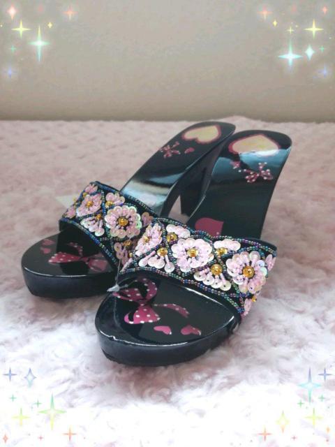 新品☆思夢楽*下駄風サンダル < ブランド  新品☆思夢楽*下駄風サンダル  < ブランドの