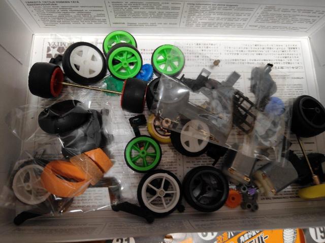 ミニ四駆  ボディ シャーシ パーツ まとめ売り < ホビー  ミニ四駆  ボディ シャーシ パーツ まとめ売り < ホビーの