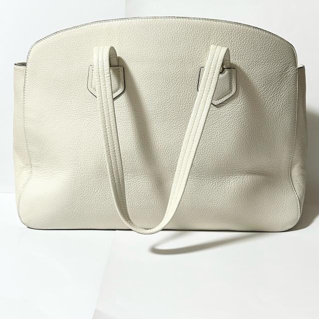 i FURLA t W_ U[ g[gobO V_[ eʎ[  uh 