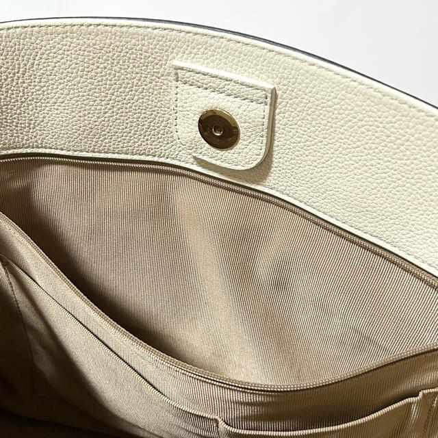 i FURLA t W_ U[ g[gobO V_[ eʎ[  uh 