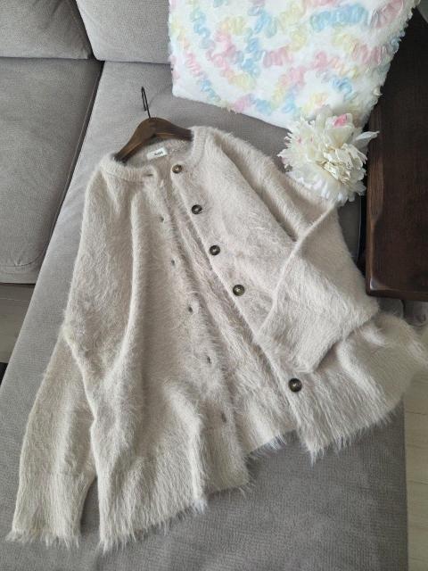 BEAMSカーデ★アイボリーベージュの上質あったかカーディガン < ブランド BEAMSカーデ★アイボリーベージュの上質あったかカーディガン < ブランドの