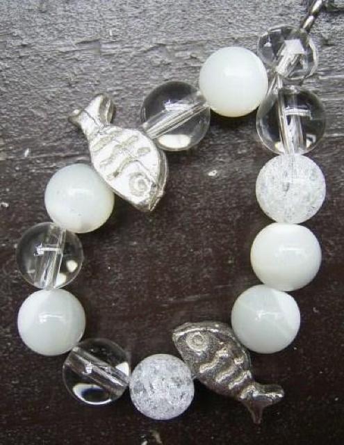 即決☆*魚*マザーオブパールxクラック水晶ストラップ < 家電/AV  即決☆*魚*マザーオブパールxクラック水晶ストラップ  < 家電/AVの