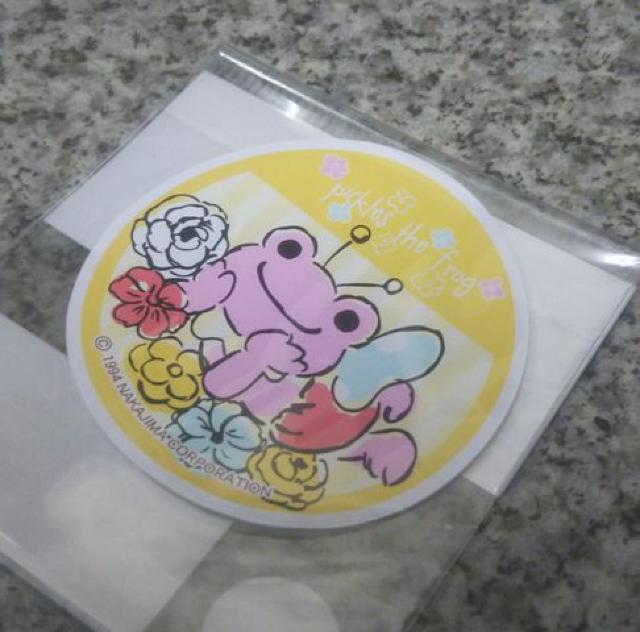 送料無料!かえるのピクルス シール はちとちょうちょ A < アニメ/コミック/キャラクター  送料無料!かえるのピクルス シール はちとちょうちょ A < アニメ/コミック/キャラクターの