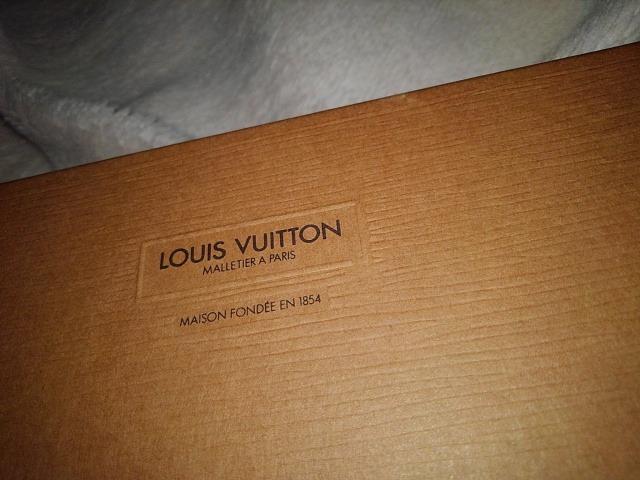 送料半額♪LOUIS VUITTONレアな箱♪ヽ(´▽`)/ < ブランド  送料半額♪LOUIS VUITTONレアな箱♪ヽ(´▽`)/ < ブランドの