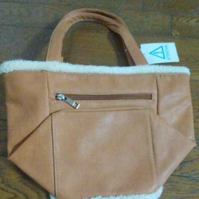 @uE@obO@@xA[̃L[z_[t@3800~̕i  t@bV 