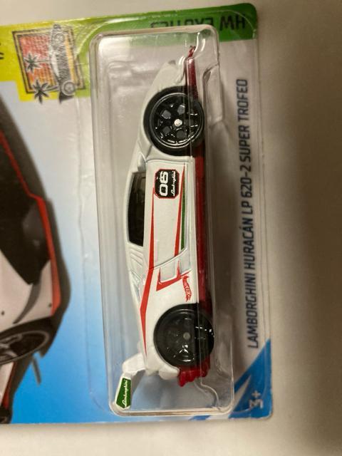 ホットウィール・ランボルギーニ ウラカンLP620-2スーパートロフィオ 白(他も出品中) < ホビー  ホットウィール・ランボルギーニ ウラカンLP620-2スーパートロフィオ 白(他も出品中) < ホビーの