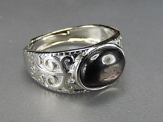 レア天然石ブラックムーンストーン楕円形リング指輪14号前後 < 女性アクセサリー/時計  レア天然石ブラックムーンストーン楕円形リング指輪14号前後 < 女性アクセサリー/時計の