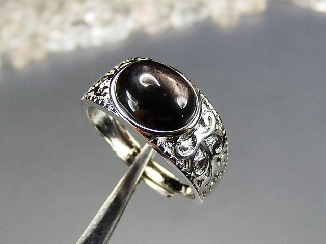 レア天然石ブラックムーンストーン楕円形リング指輪14号前後 < 女性アクセサリー/時計  レア天然石ブラックムーンストーン楕円形リング指輪14号前後 < 女性アクセサリー/時計の