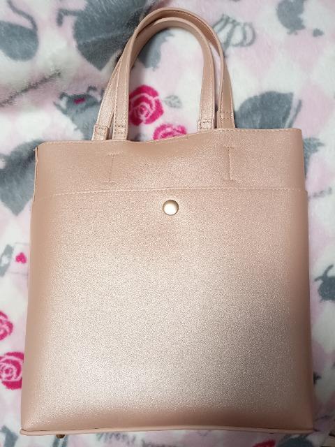 送料無料! 新品未使用タグ付 青木美沙子✕しまむらリボン付き2WAYバッグ(ローズゴールド) < 女性ファッション  送料無料! 新品未使用タグ付 青木美沙子✕しまむらリボン付き2WAYバッグ(ローズゴールド) < 女性ファッションの