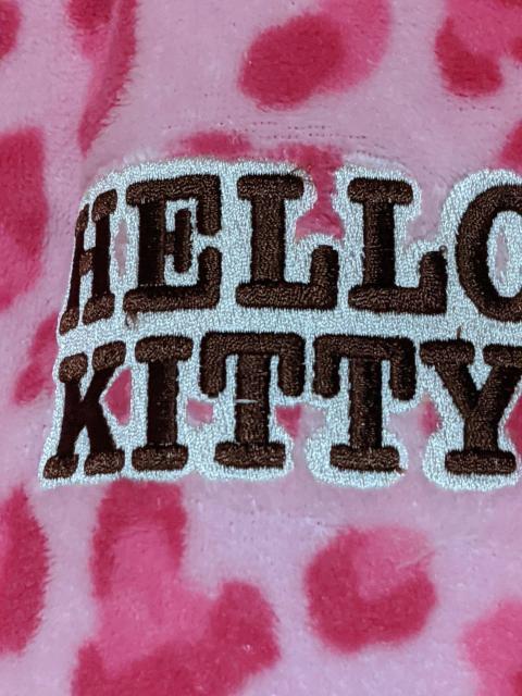 n[LeB  sNqEKE    [EFA  M`LTCY   