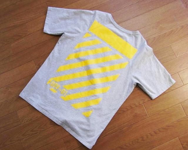 MONCLER OFF-WHITE コラボTシャツ 国内正規品 < 男性ファッション MONCLER OFF-WHITE コラボTシャツ 国内正規品 < 男性ファッションの