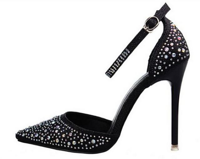 レディース サンダル  37サイズ 23.5cm ブラック < 女性ファッション  レディース サンダル  37サイズ 23.5cm ブラック < 女性ファッションの