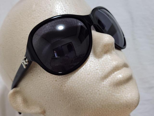 正規美レア ドルチェ&ガッバーナ DGロゴ フルフレームサングラス 黒 D&G グラマラスアイウェア ビッグレンズ 希少 付属有 < ブランド  正規美レア ドルチェ&ガッバーナ DGロゴ フルフレームサングラス 黒 D&G グラマラスアイウェア ビッグレンズ 希少 付属有 < ブランドの