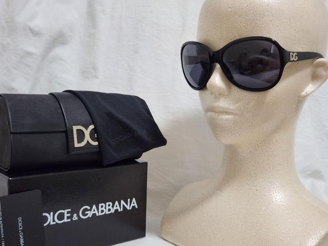 正規美レア ドルチェ&ガッバーナ DGロゴ フルフレームサングラス 黒 D&G グラマラスアイウェア ビッグレンズ 希少 付属有 < ブランド  正規美レア ドルチェ&ガッバーナ DGロゴ フルフレームサングラス 黒 D&G グラマラスアイウェア ビッグレンズ 希少 付属有 < ブランドの