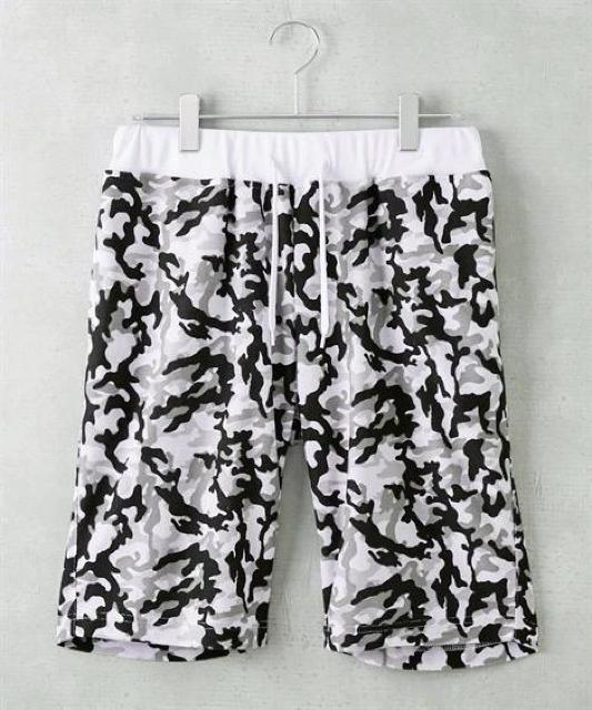 Mサイズ!高貴紳士的!カモフラ柄!カットソー総柄!両サイドand後ポケット付き!ハーフパンツ!新品! < 男性ファッション  Mサイズ!高貴紳士的!カモフラ柄!カットソー総柄!両サイドand後ポケット付き!ハーフパンツ!新品! < 男性ファッションの