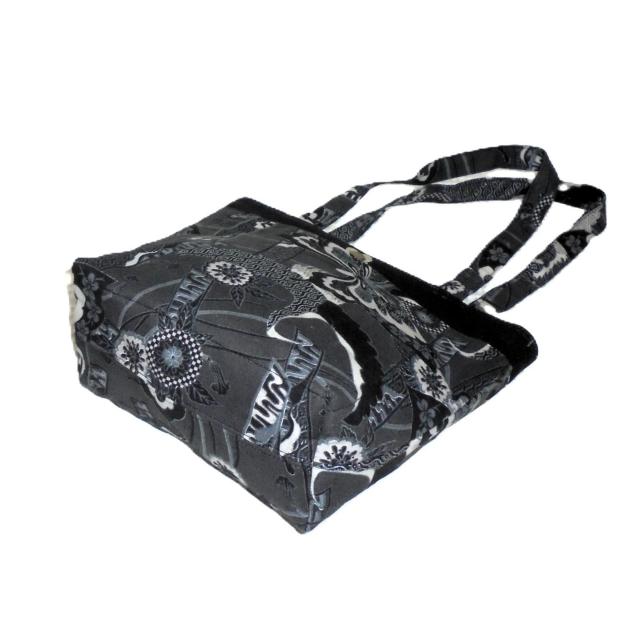 ◆ちょっと持ちお散歩ミニバッグ◆Japanesque和柄モダン・黒系バタフライ蝶◆外ポケA < 女性ファッション ◆ちょっと持ちお散歩ミニバッグ◆Japanesque和柄モダン・黒系バタフライ蝶◆外ポケA < 女性ファッションの