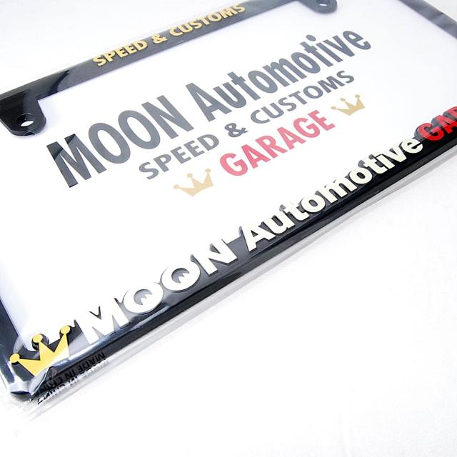 匿名配送 Raised MOON Garage ロゴ スキニー ライセンスフレーム 2枚 ムーンアイズ ナンバーフレーム プレート < 自動車/バイク 匿名配送 Raised MOON Garage ロゴ スキニー ライセンスフレーム 2枚 ムーンアイズ ナンバーフレーム プレート < 自動車/バイク