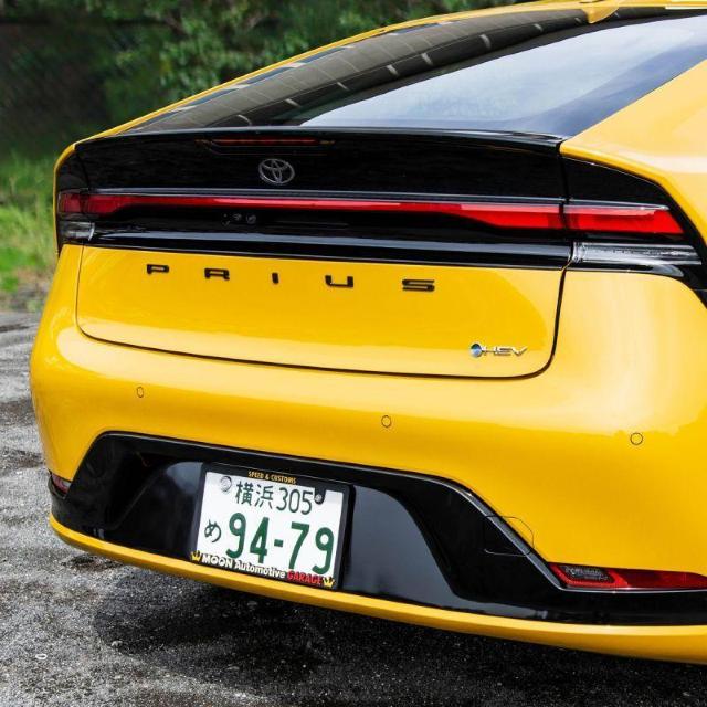 匿名配送 Raised MOON Garage ロゴ スキニー ライセンスフレーム 2枚 ムーンアイズ ナンバーフレーム プレート < 自動車/バイク 匿名配送 Raised MOON Garage ロゴ スキニー ライセンスフレーム 2枚 ムーンアイズ ナンバーフレーム プレート < 自動車/バイク