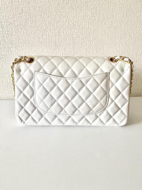 シャネル CHANEL マトラッセ ショルダーバッグ ホワイト ゴールド < 女性ファッション シャネル CHANEL マトラッセ ショルダーバッグ ホワイト ゴールド < 女性ファッションの