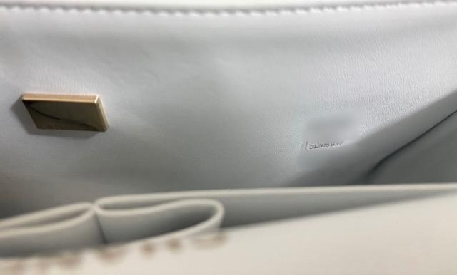 シャネル CHANEL マトラッセ ショルダーバッグ ホワイト ゴールド < 女性ファッション シャネル CHANEL マトラッセ ショルダーバッグ ホワイト ゴールド < 女性ファッションの