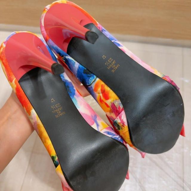 試着のみ!!◆DIANA/ダイアナ◆花柄オープントゥパンプス★立体リボン付き*23.5cm*高見え♪春コーデ < ブランド 試着のみ!!◆DIANA/ダイアナ◆花柄オープントゥパンプス★立体リボン付き*23.5cm*高見え♪春コーデ < ブランドの