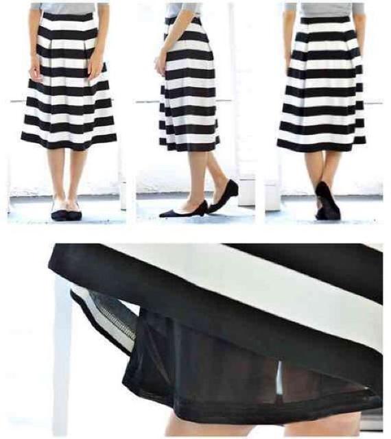 黒白モノクロミモレ丈フレアミディアムスカートブラックホワイト < 女性ファッション 黒白モノクロミモレ丈フレアミディアムスカートブラックホワイト < 女性ファッションの