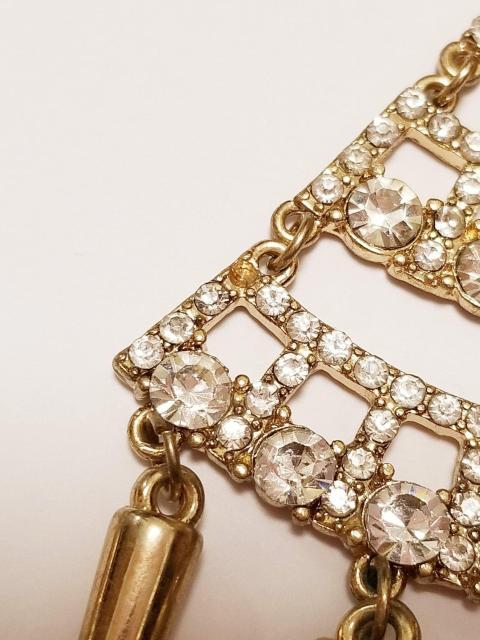 (141) ラインストーン ゴージャス ぶら下がり gold ピアス < 女性アクセサリー/時計 (141) ラインストーン ゴージャス ぶら下がり gold ピアス < 女性アクセサリー/時計の