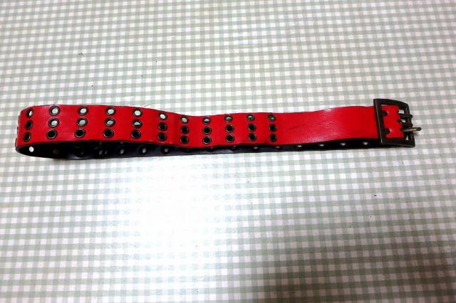◆ベルト レザー スタッズ 赤 レッド 中古品 < 男性ファッション  ◆ベルト レザー スタッズ 赤 レッド 中古品 < 男性ファッションの