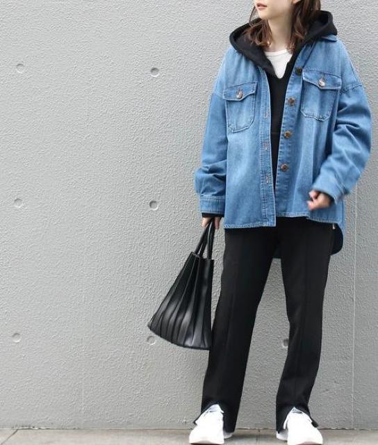 定価6,930円●OIOI マルイ購入●美脚パンツ●メランジツイルスリットパンツ●L 黒ブラック < 女性ファッション  定価6,930円●OIOI マルイ購入●美脚パンツ●メランジツイルスリットパンツ●L 黒ブラック < 女性ファッションの
