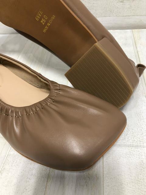 新品☆25.0cm幅広4E♪ベージュ系♪スクエアトゥローヒールパンプス☆Q337 < 女性ファッション  新品☆25.0cm幅広4E♪ベージュ系♪スクエアトゥローヒールパンプス☆Q337 < 女性ファッションの