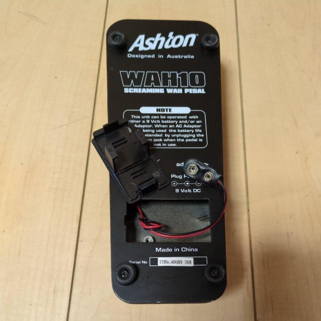 �A�V���g��  �X�N���[�~���O ���E �y�_�� WAH 10 �� �z�r�[�� 