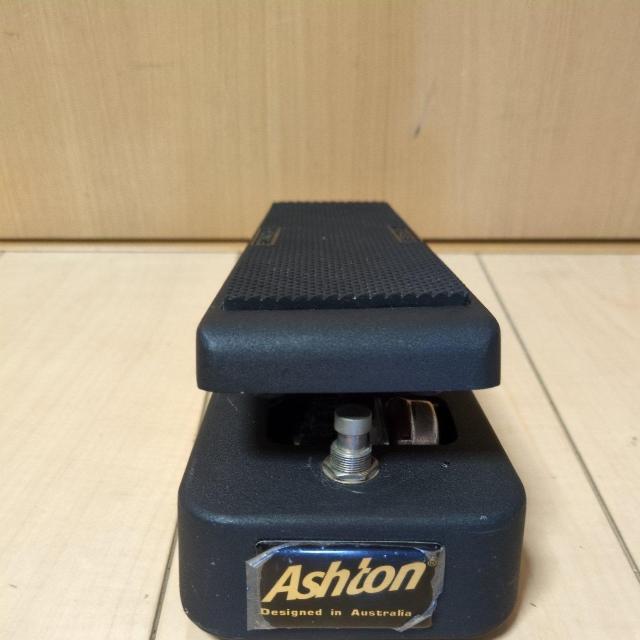 �A�V���g��  �X�N���[�~���O ���E �y�_�� WAH 10 �� �z�r�[�� 