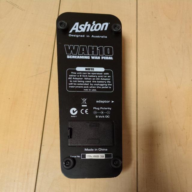 �A�V���g��  �X�N���[�~���O ���E �y�_�� WAH 10 �� �z�r�[�� 