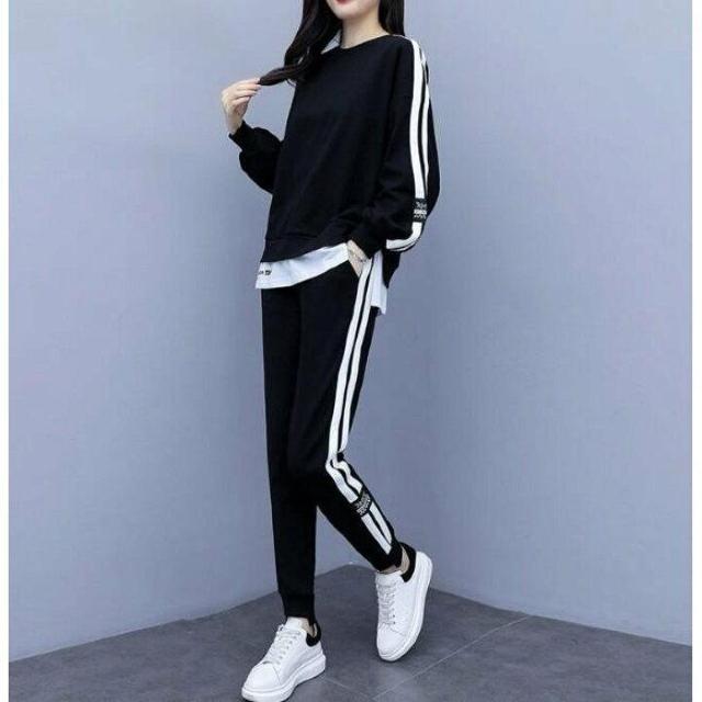 《New》スポーティー★重ね着風*スポーツウェア/スウェット/セットアップ<ブラックXL> < 女性ファッション 《New》スポーティー★重ね着風*スポーツウェア/スウェット/セットアップ<ブラックXL> < 女性ファッションの