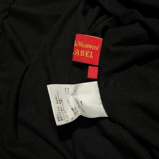 ヴィヴィアンウエストウッド FUCK プリント 変形 ワンピース < 女性ファッション ヴィヴィアンウエストウッド FUCK プリント 変形 ワンピース < 女性ファッションの