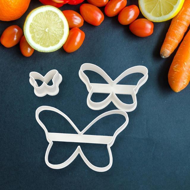ちょうちょうの形 クッキー型 3個セット 抜き型 粘土型 お菓子作り < インテリア/ライフ ちょうちょうの形 クッキー型 3個セット 抜き型 粘土型 お菓子作り < インテリア/ライフの