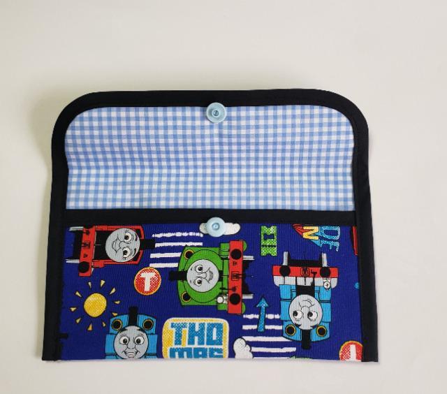 76A ポーチ 【本日限定】トーマス マスクケース マスク入れ(*^^*)ハンドメイド < キッズ/ベビー  76A ポーチ 【本日限定】トーマス マスクケース マスク入れ(*^^*)ハンドメイド < キッズ/ベビーの