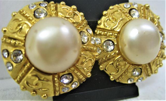A Be[W Vl CHANEL CO 93P  uh 