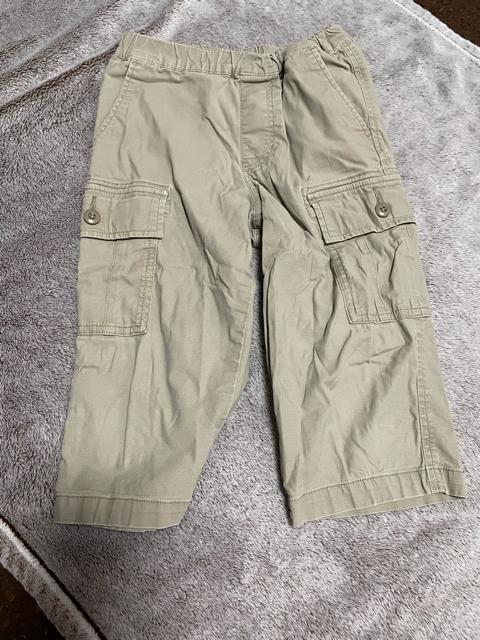 UNIQLO 男の子カーゴパンツ 120 < キッズ/ベビー  UNIQLO 男の子カーゴパンツ 120  < キッズ/ベビーの