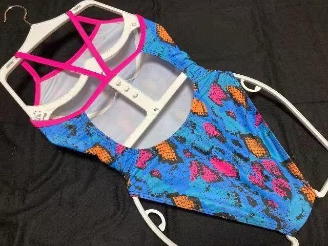 u[nɃ|bvȕƃsÑpCsOL[gȃfUCbXɂgnCOI^[h