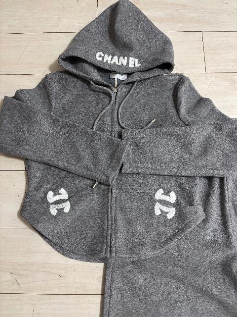 CHANEL・スウェット上下セット < 女性ファッション  CHANEL・スウェット上下セット  < 女性ファッションの