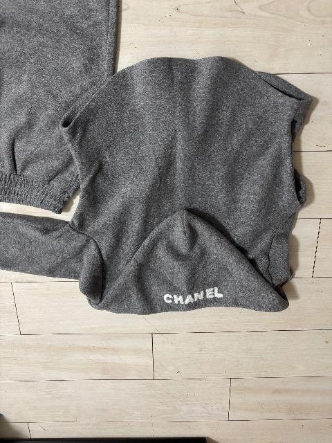 CHANEL・スウェット上下セット < 女性ファッション  CHANEL・スウェット上下セット < 女性ファッションの