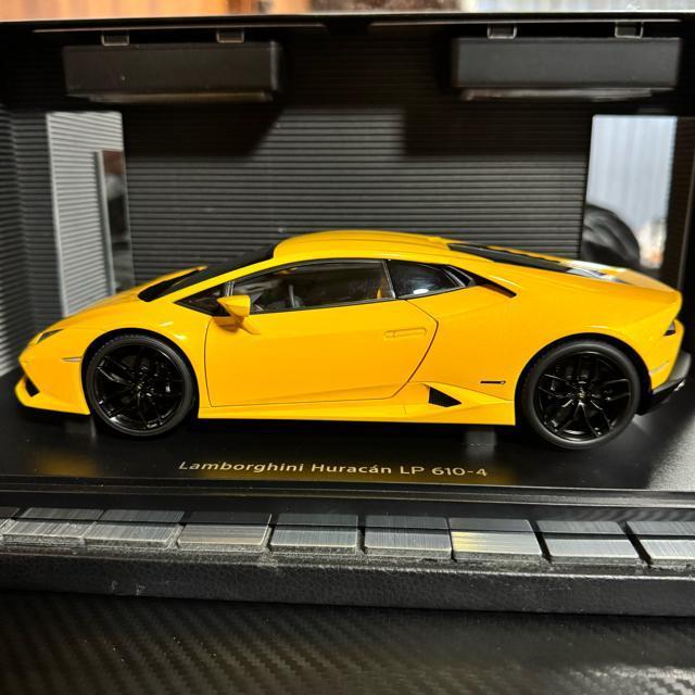 未展示品 オートアート1/18 ランボルギーニ ウラカン LP610-4 < ホビー  未展示品 オートアート1/18 ランボルギーニ ウラカン LP610-4 < ホビーの