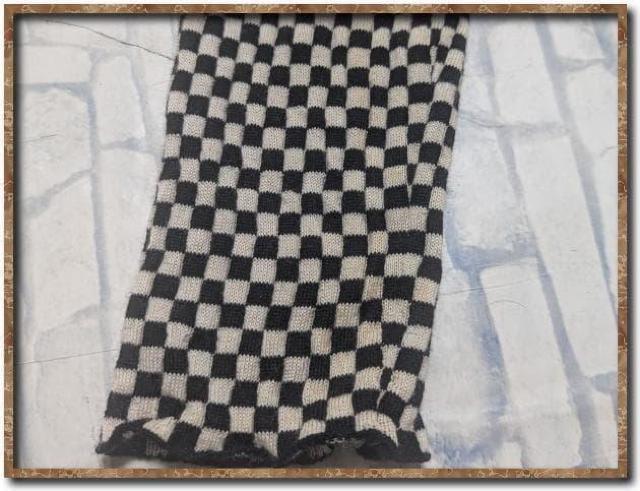 ハナエモリ リボン付き市松模様ニット 白×黒☆やや難 < ブランド ハナエモリ リボン付き市松模様ニット 白×黒☆やや難 < ブランドの