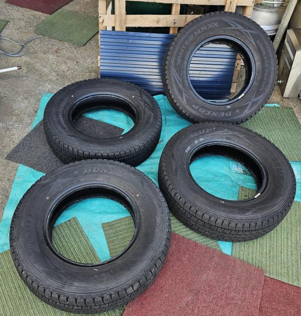 2020N _bvWINTER MAXX SV01@15C`195/80R15 107/105L LTX^bhX^C  /oCN