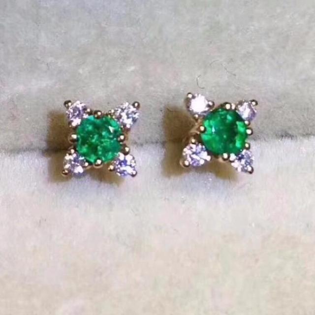 ナチュラル エメラルド ピアス 天然 宝石 カラーストーン ギフト Yu_5073 < 女性アクセサリー/時計 ナチュラル エメラルド ピアス 天然 宝石 カラーストーン ギフト Yu_5073 < 女性アクセサリー/時計の