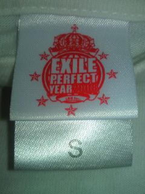 EXILE エグザイル コンサート 2008 PERFECT ライブ ツアー Tシャツ 白 Sサイズ 迷彩 < タレントグッズ  EXILE エグザイル コンサート 2008 PERFECT ライブ ツアー Tシャツ 白 Sサイズ 迷彩 < タレントグッズの